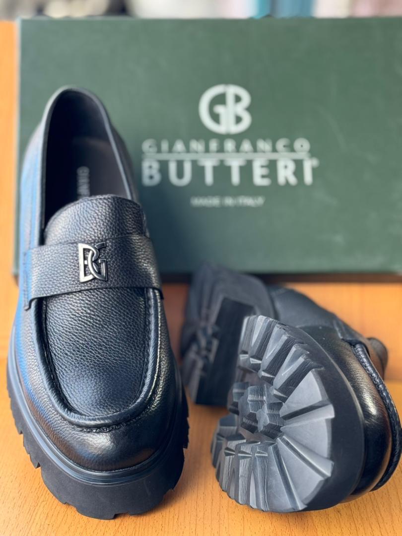 Chaussures en cuir noir élégantes pour hommes – Style classique et raffiné