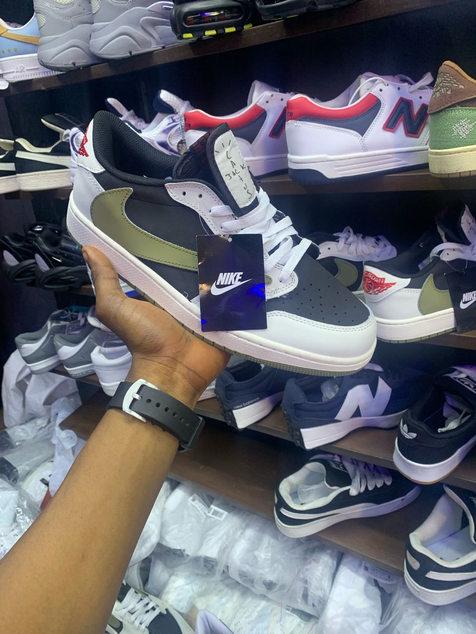 Travis Scott x Air Jordan 1 Low Olive